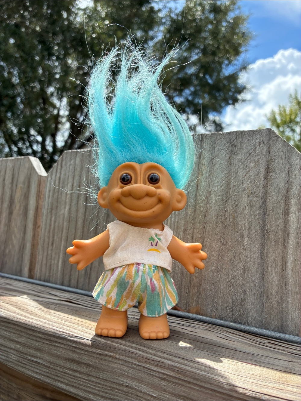 Vintage Russ Berrie tropical or beach-themed troll doll from the 1990s🩵